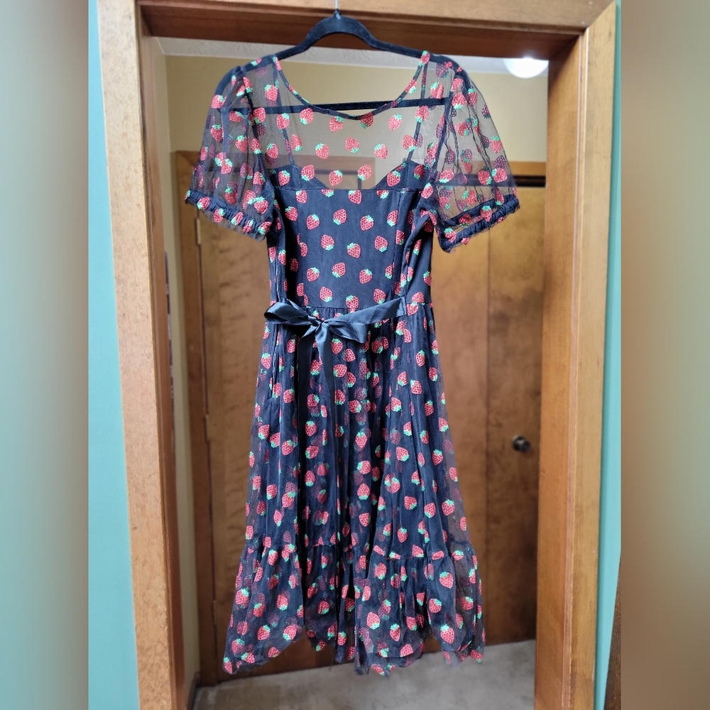 Hottopic glittery strawberry dress - Picture 3 of 4